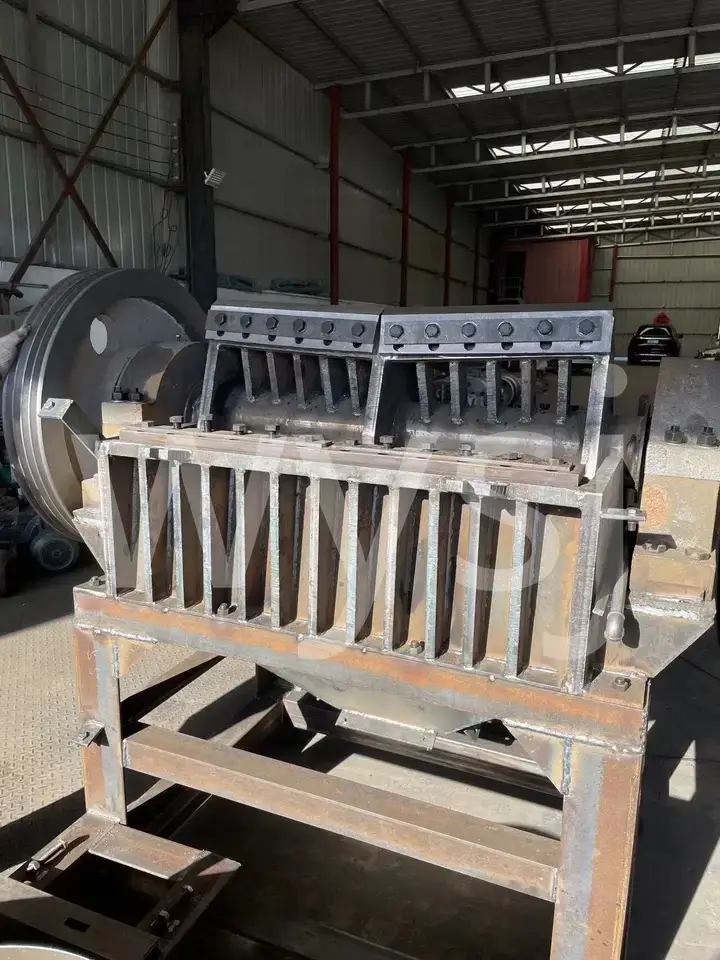plastic grinding machine crusher
