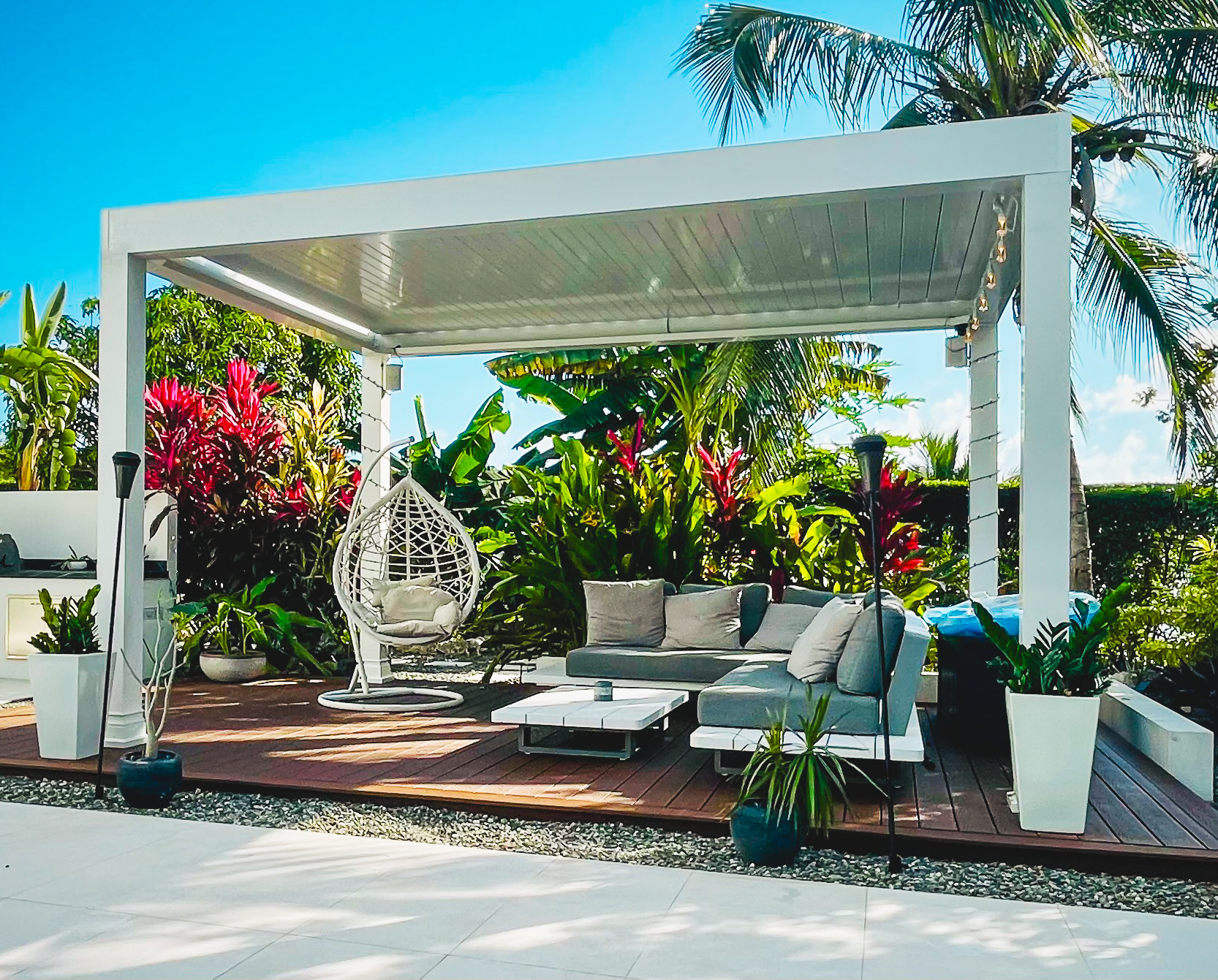 Aluminum Pergola Kit with Adjustable Roof