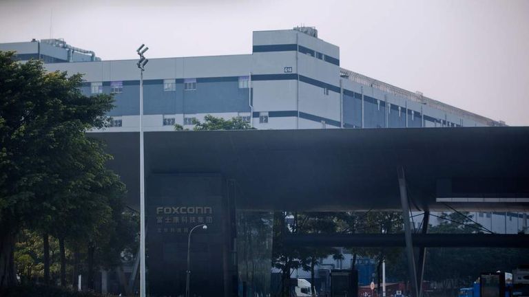 Apple Probe: China Factory Overtime 'Excessive'