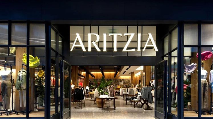 Aritzia China industry insight