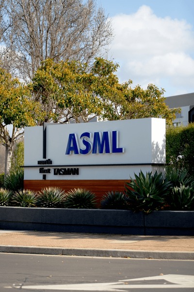 ASML