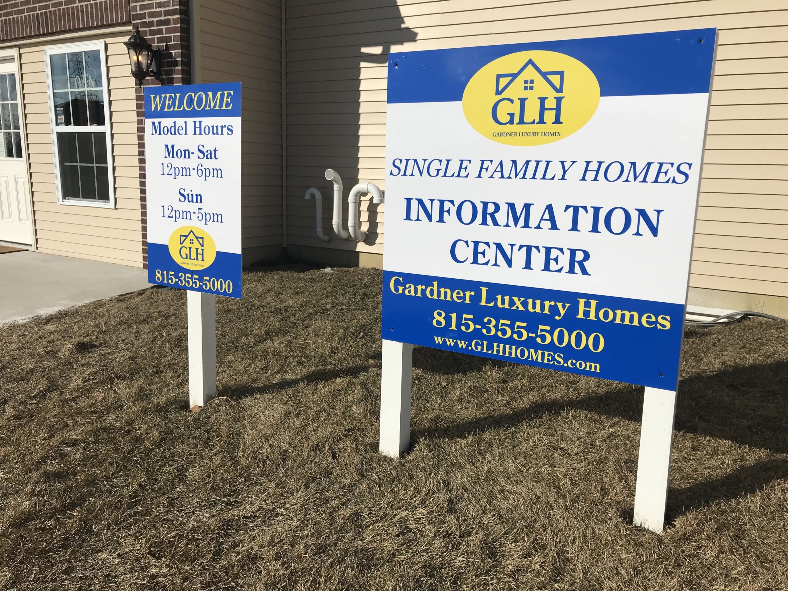 Best Post & Panel Signs Manufacturing in Holland, MI