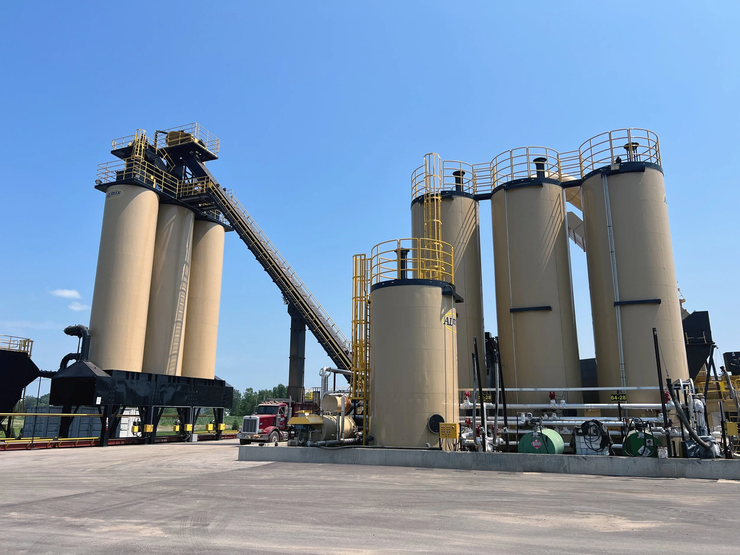 Bitumen Storage Tanks