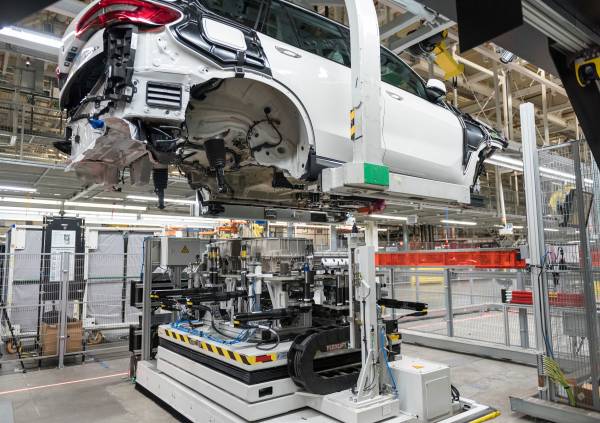 Bmw X5 50E Battery industry insight