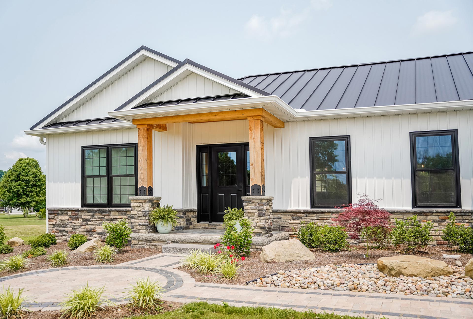 Board & Batten Vertical Vinyl Siding