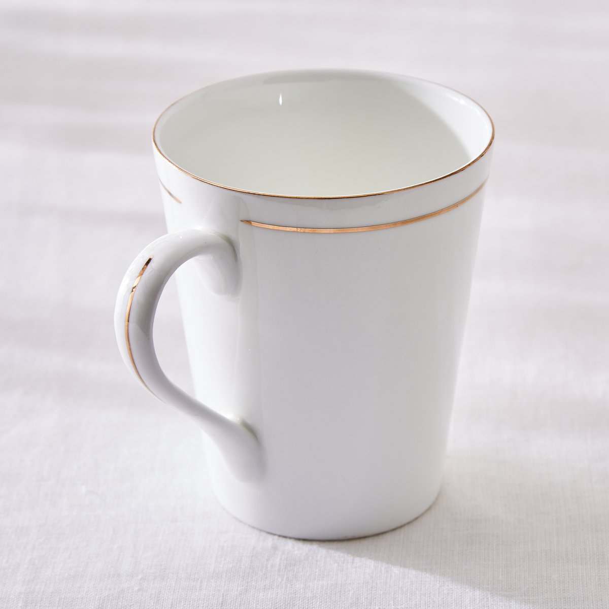 Bone China Milk Mug Wholesaler / Distributor from New Delhi