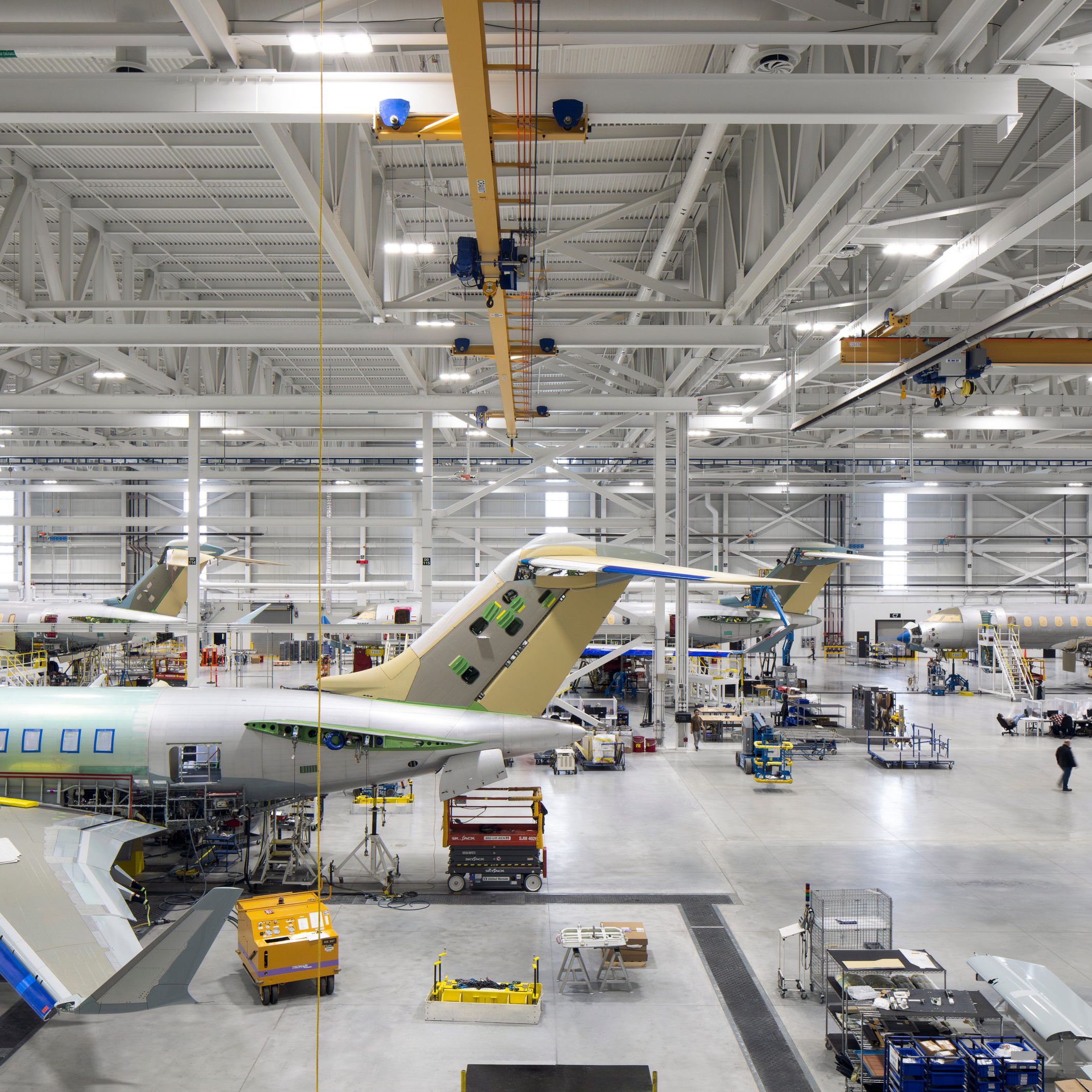 Canadian Airplane industry insight