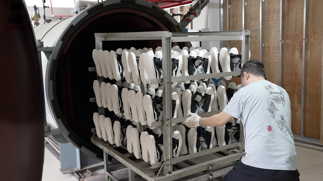 Canvas Shoes In China industry insight