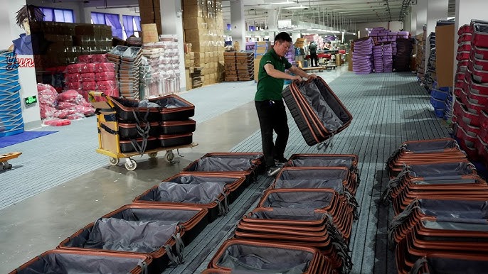 China 2024 New Women'S Bags industry insight