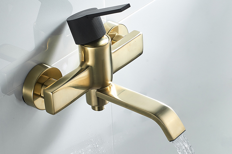 Chinese Brushed Gold Bathtub Faucet industry insight
