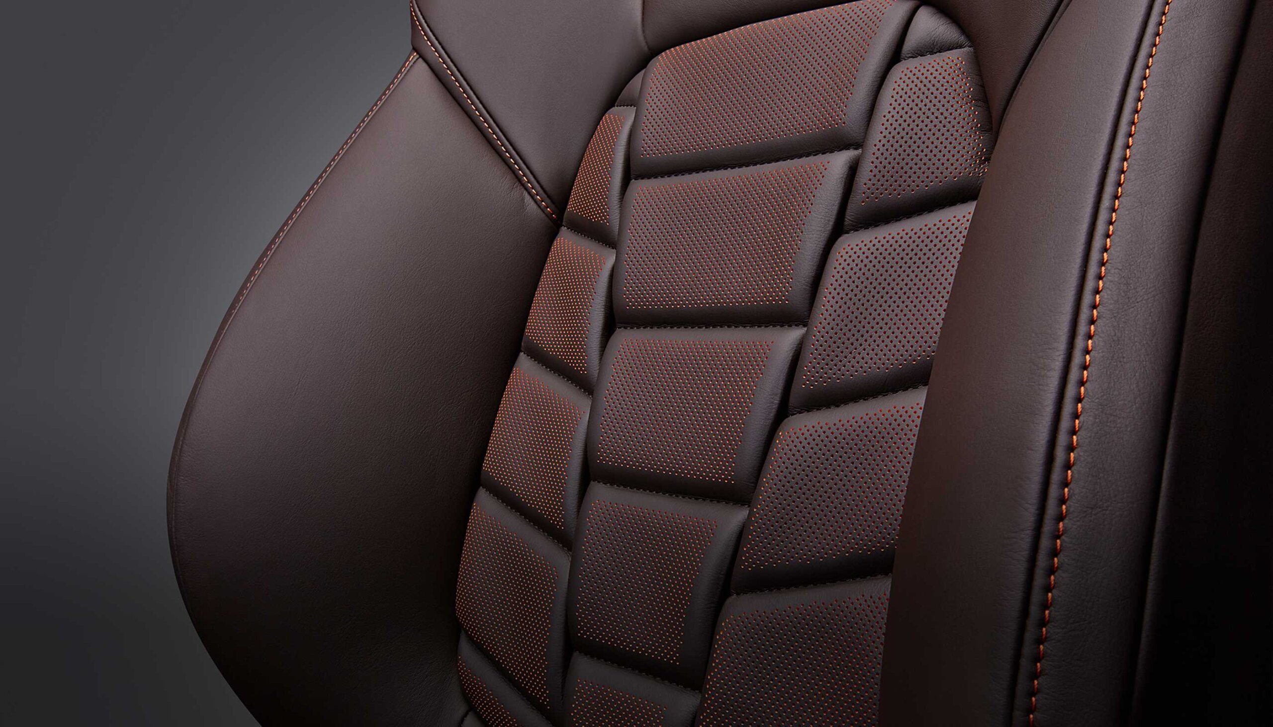 Complete seating systems: top quality and craftsmanship