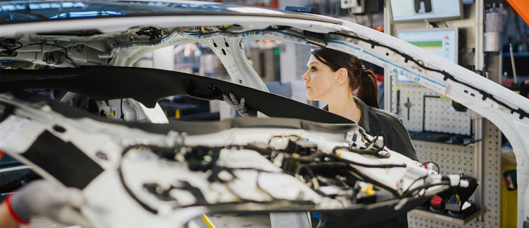 Complete Vehicle Manufacturing