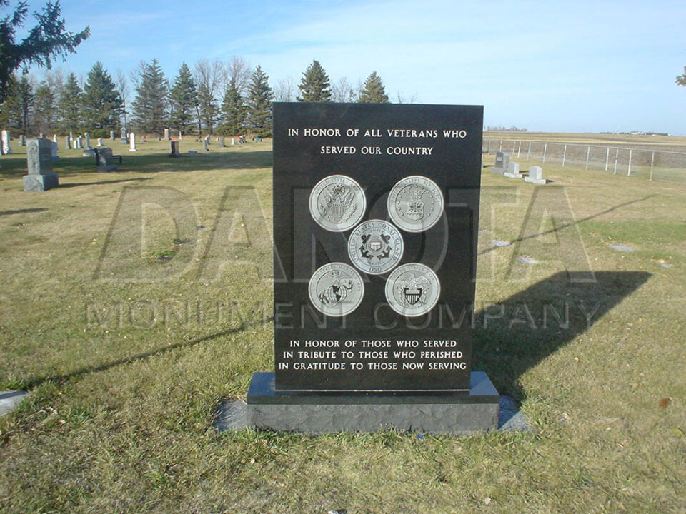 Dakota Monument: Monuments, Memorials, & Signs