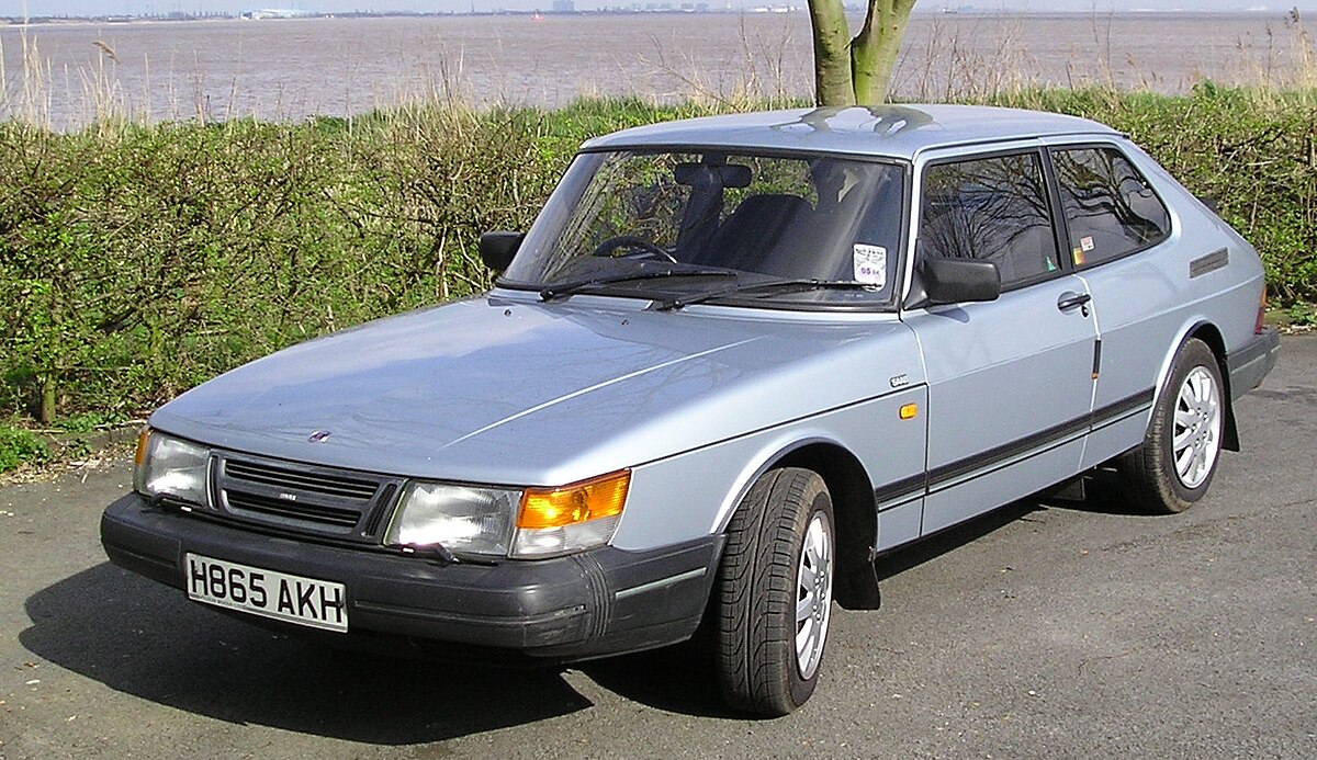 Do Saab still make cars?
