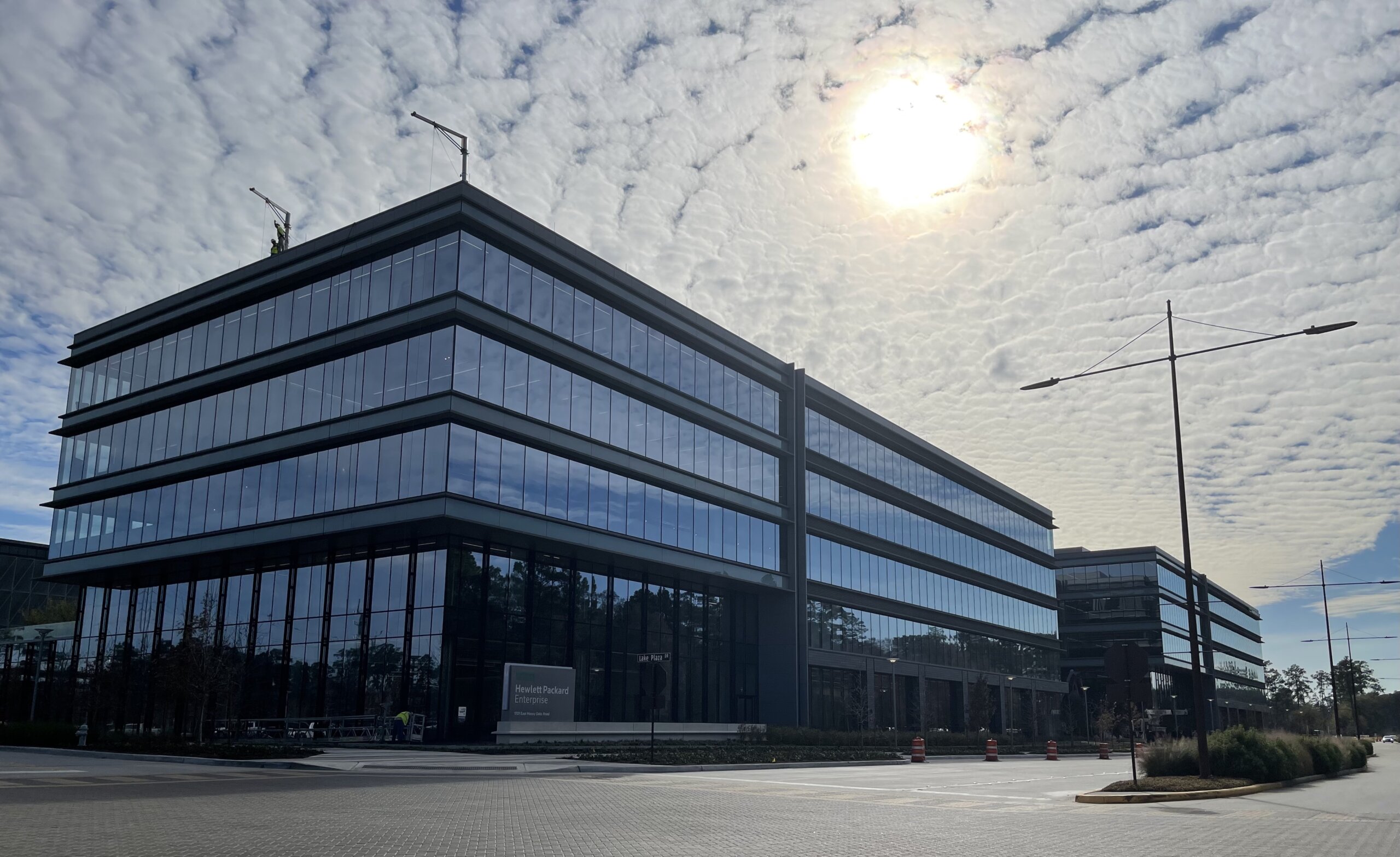 Hewlett Packard Enterprise (HPE)