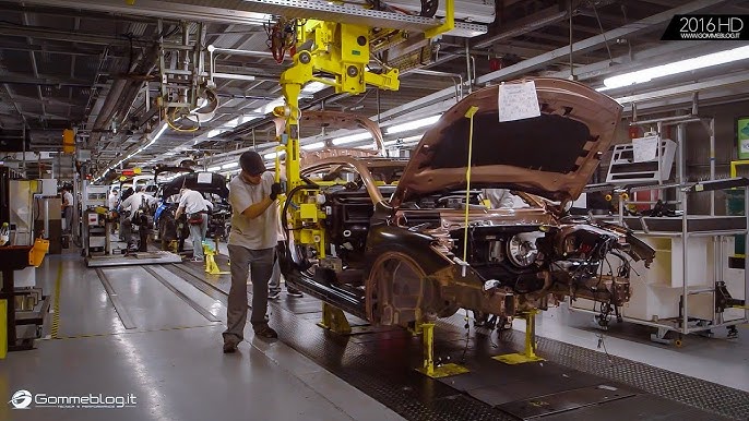 Infiniti Automobile industry insight
