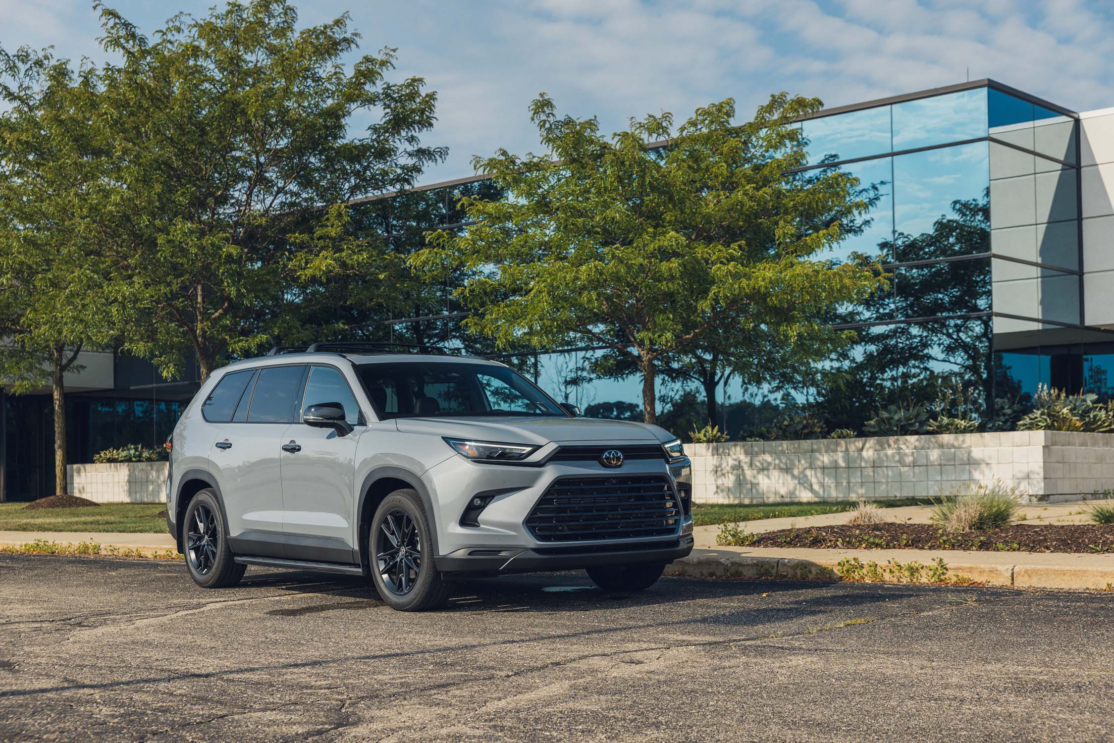 New Cars, Trucks, SUVs & Hybrids