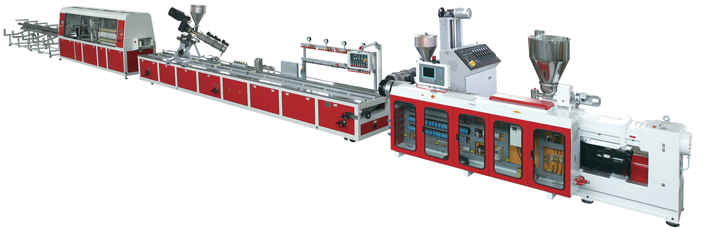 Plastic extruders