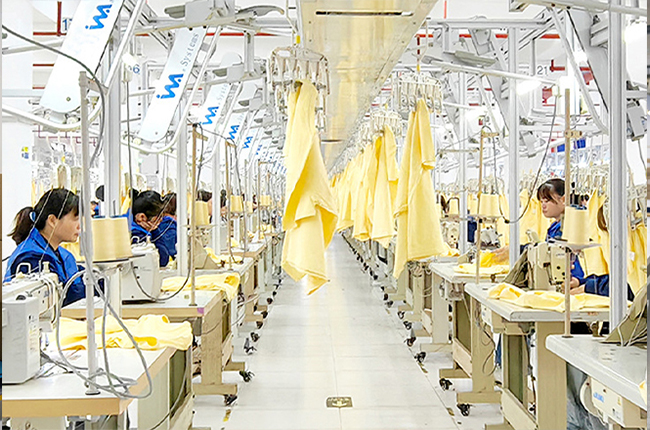 activewear apparel manufacturers