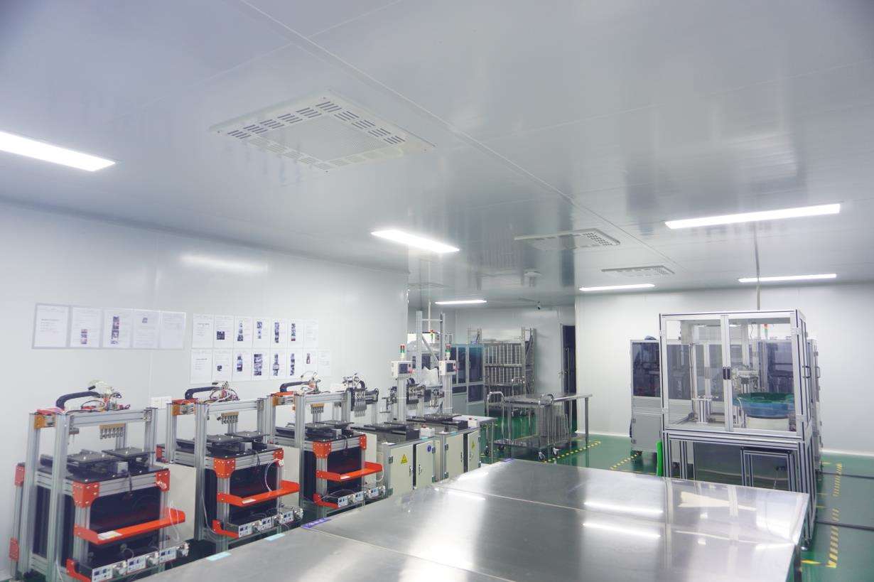 acuvue oasys manufacturer