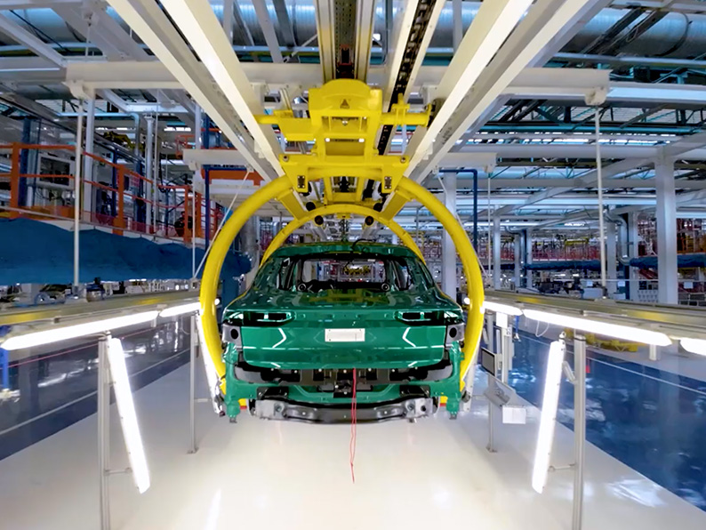 alfa romeo car manufacturer