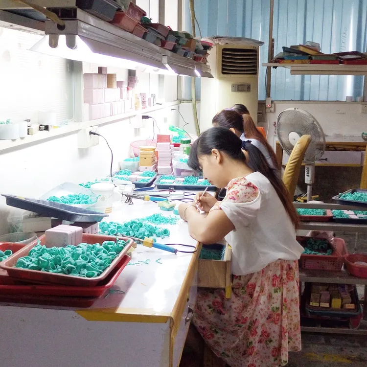 earring supplier