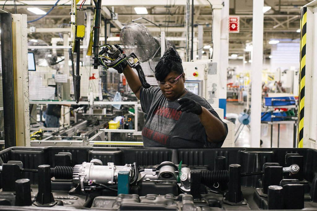 Sourcing Automotive Manufacturers In Michigan from China: The Ultimate Guide 2026