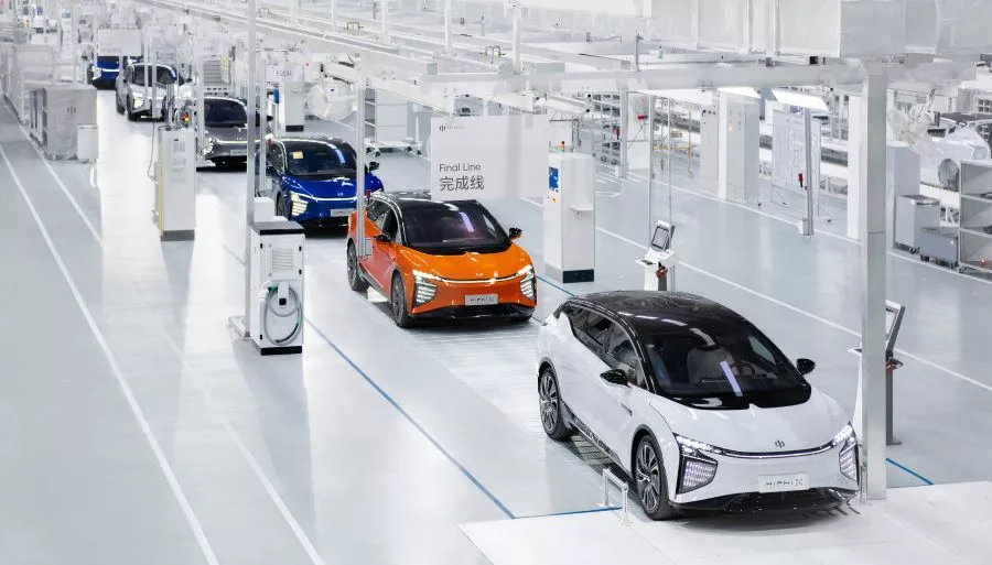 autonomous vehicle manufacturers