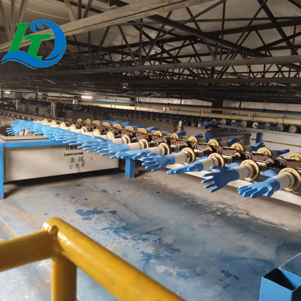baseball glove manufacturers