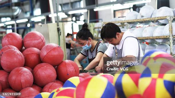basketball manufacturers