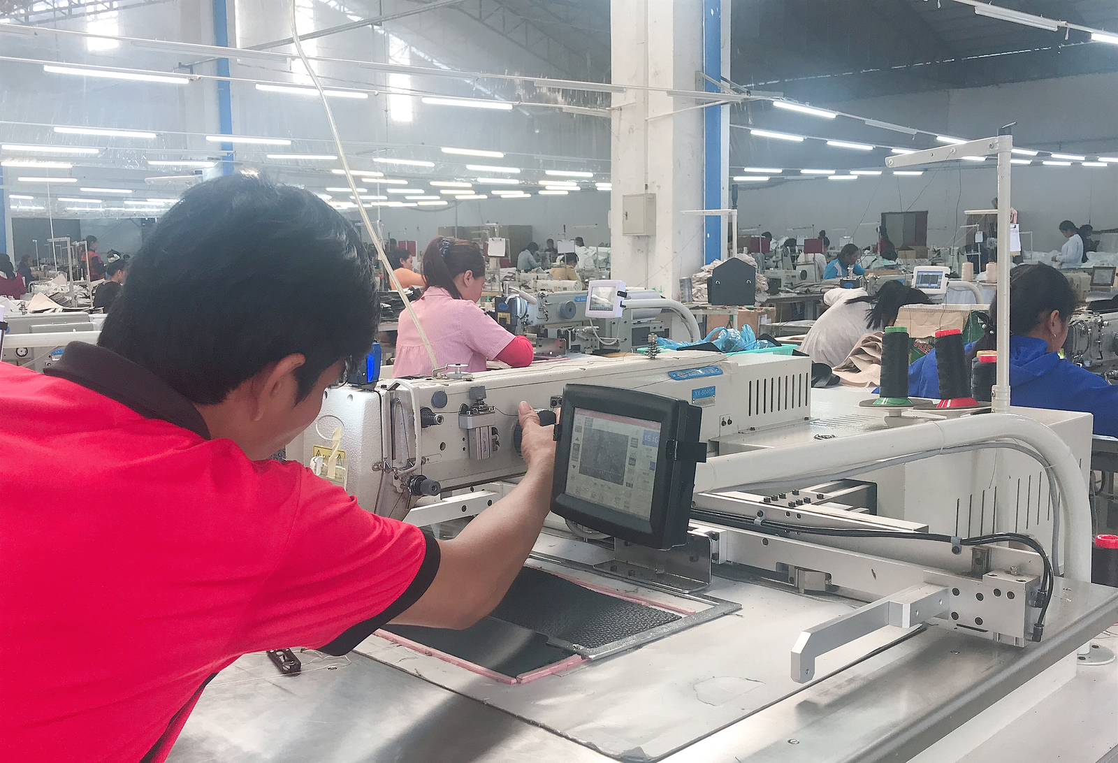 belt buckle manufacturers