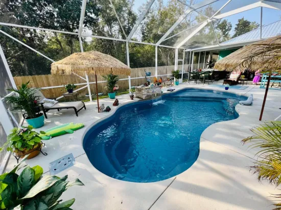 best fiberglass pool manufacturer