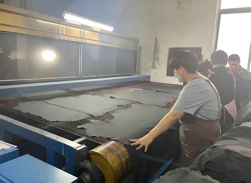 leather goods supplier