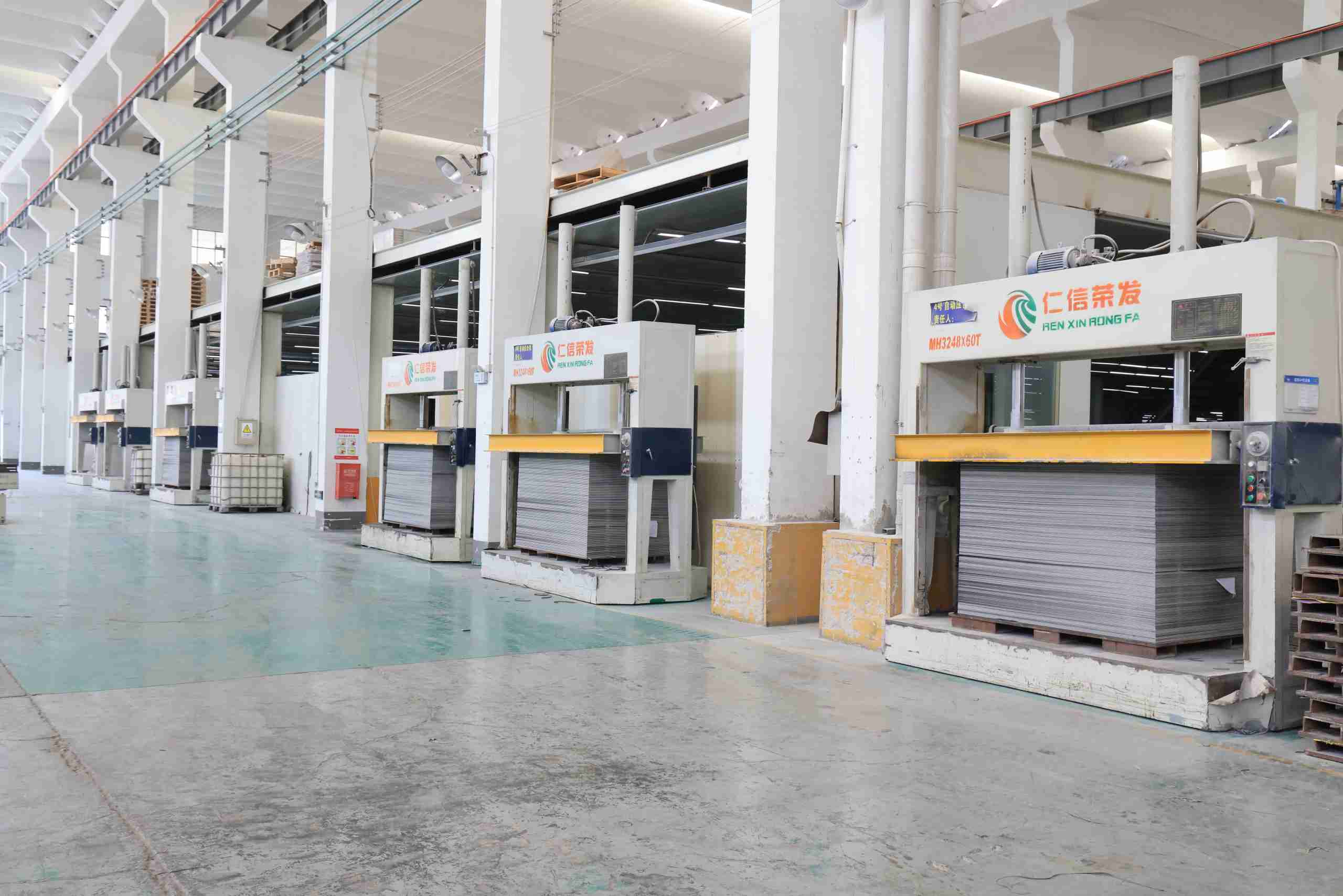 lvp flooring supplier locations