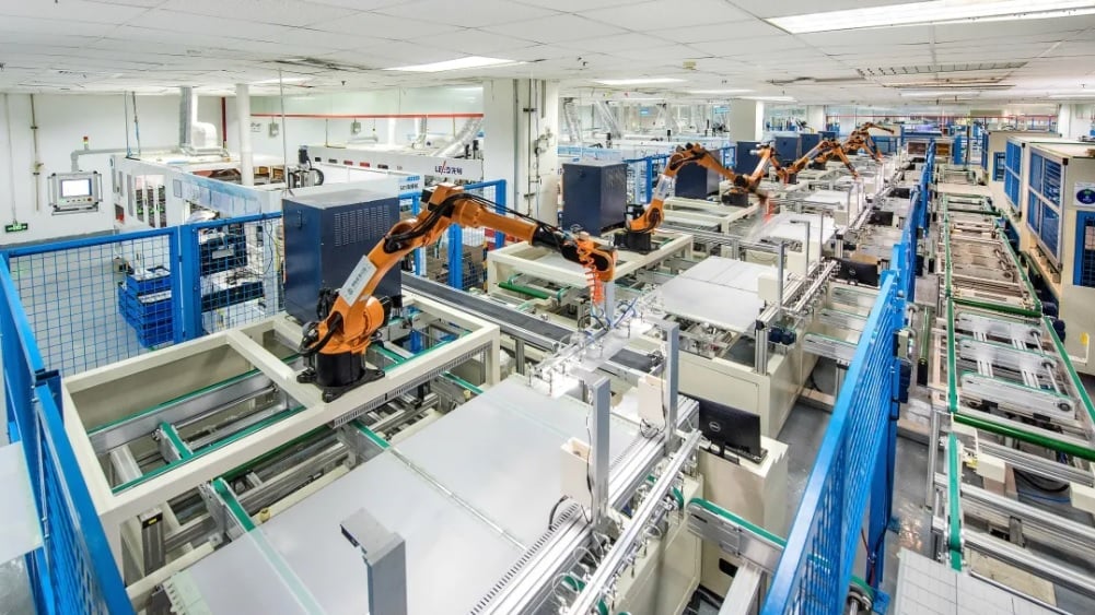 biggest solar panel manufacturers
