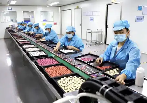 makeup supplier