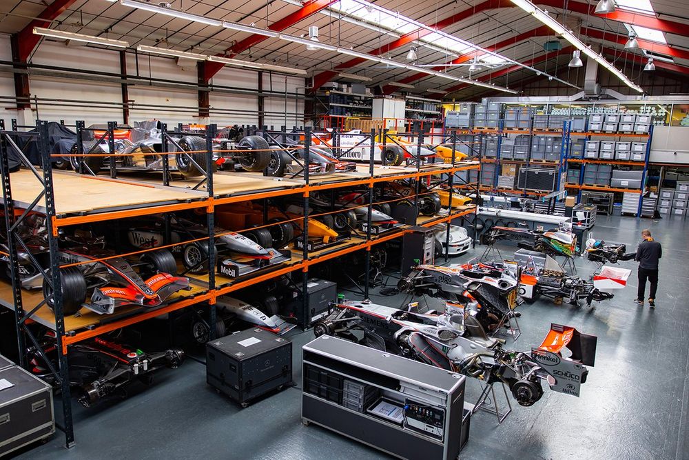 mclaren f1 engine supplier