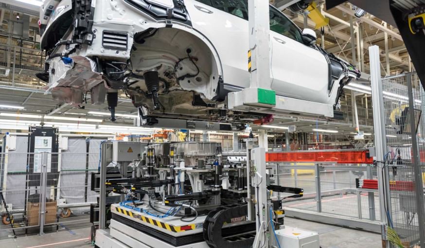 bmw x5 50e battery manufacturer
