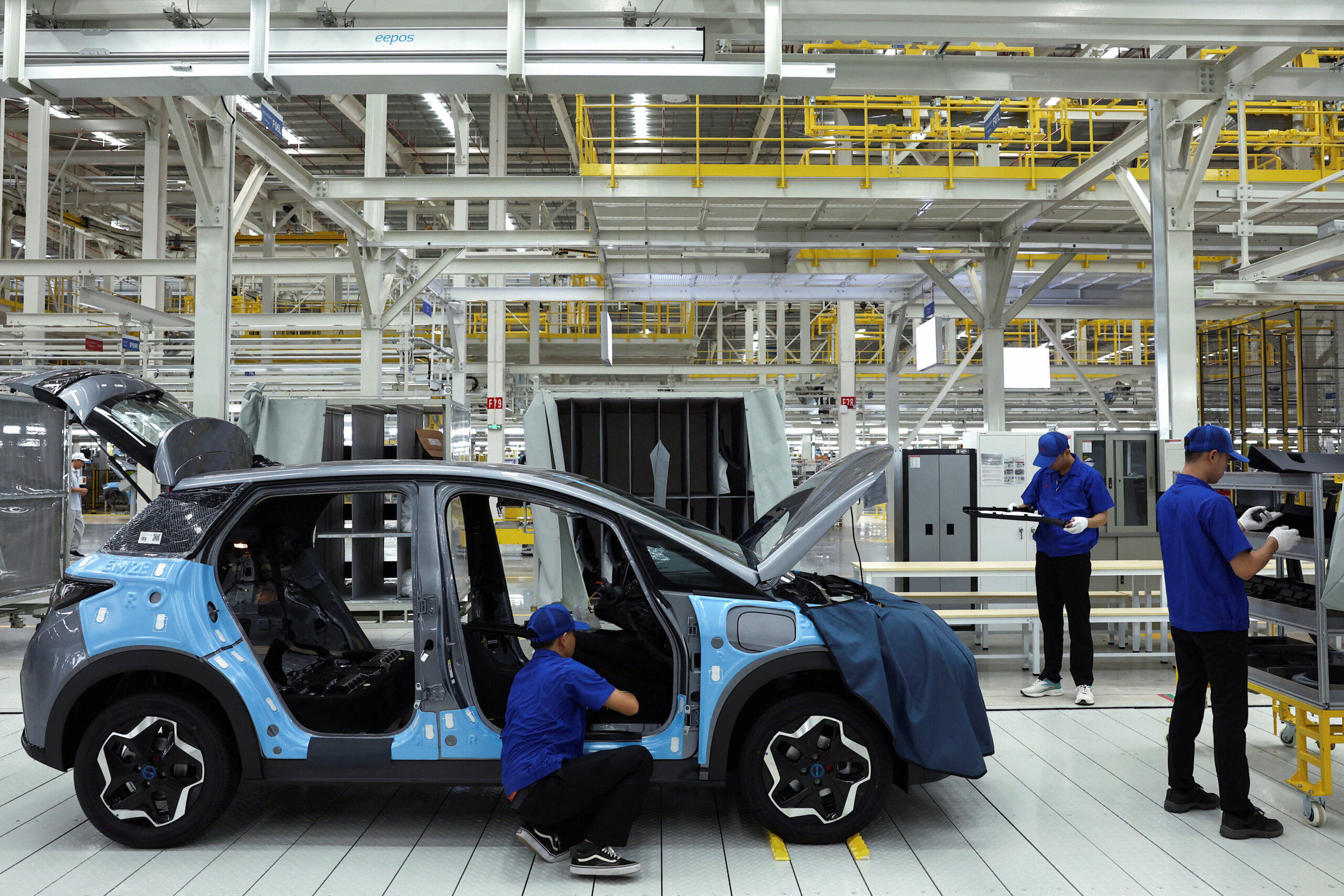 canadian vehicle manufacturers