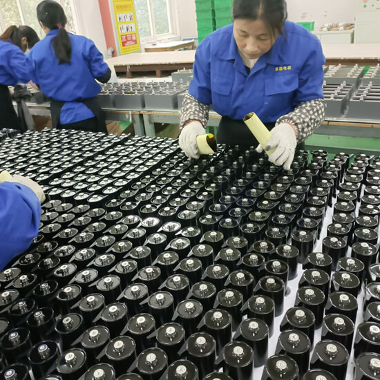 capacitor manufacturers