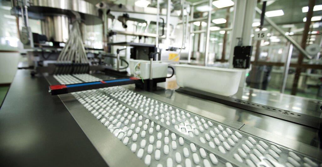 Sourcing Capsule Supplement Manufacturer from China: The Ultimate Guide 2026