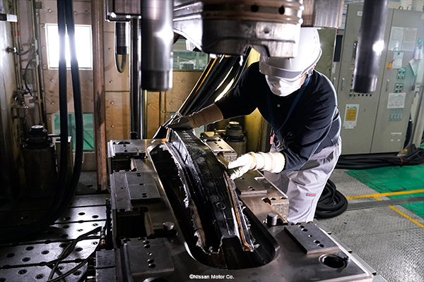Sourcing Carbon Fiber Car Parts Manufacturers from China: The Ultimate Guide 2026