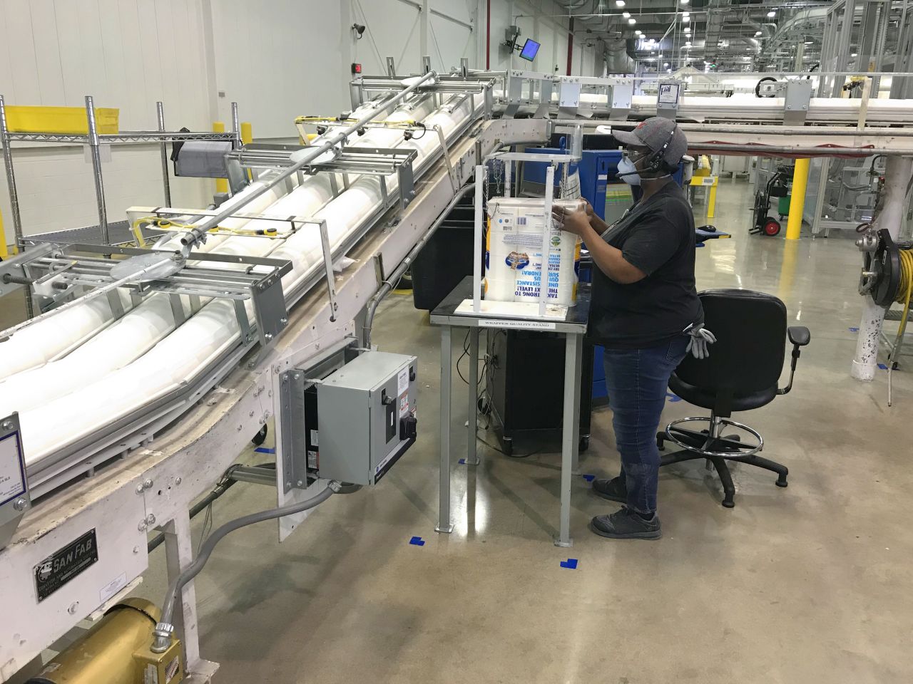 charmin toilet paper manufacturer