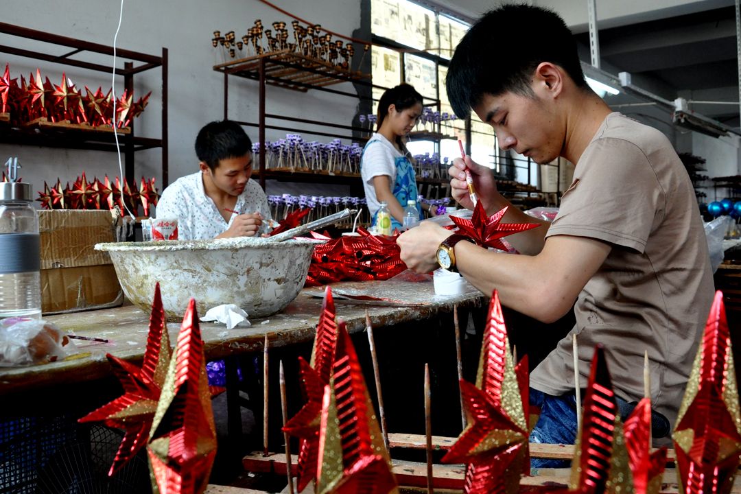 christmas wholesale manufacturers