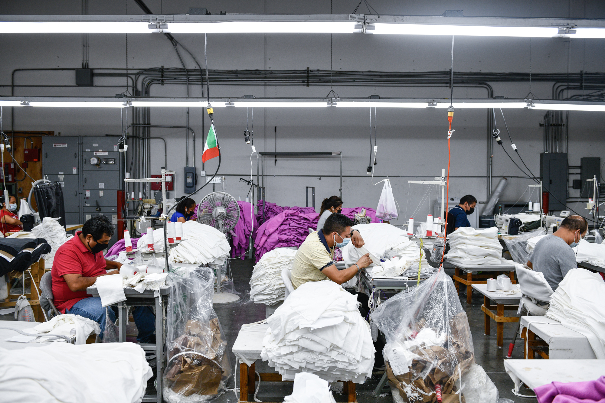 clothing manufacturers in california