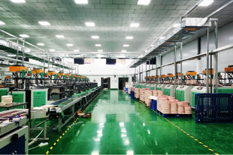 wholesale party supplies suppliers