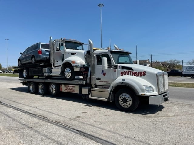 Southside Wrecker & Heavy Duty Semi Truck Towing